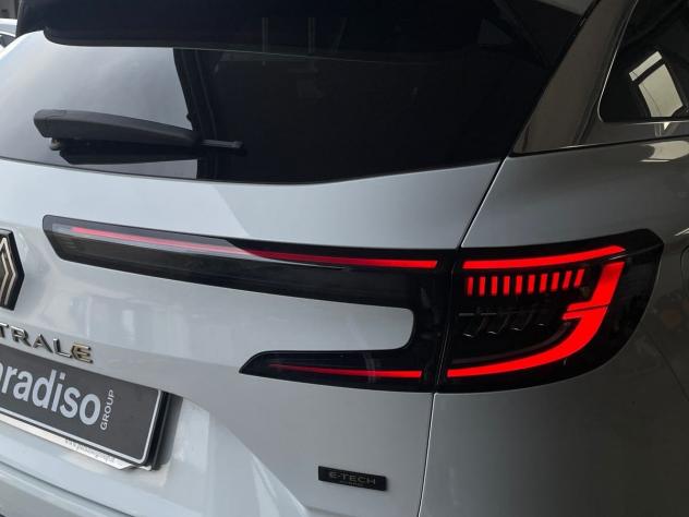 Renault Austral 1.2 HYBRID - 2023 | 200CV - ICONIC ESPRIT APLINE - Foto 10