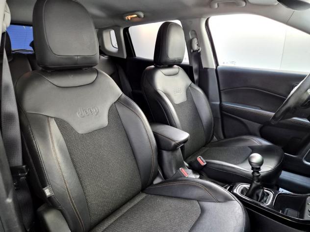 Jeep Compass 1.4 Limited 140cv Unicoproprietario - Foto 8