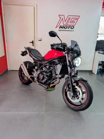 Suzuki SV 650 STRIPES