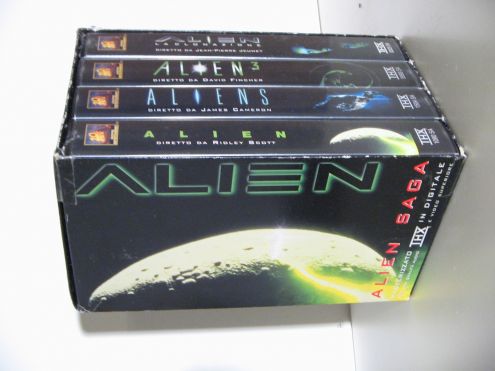 VENDO COFANETTI VHS FILM - SOLO PER COLLEZZIONISTI