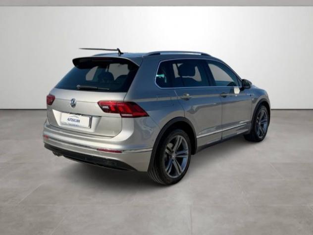 VOLKSWAGEN Tiguan 2.0 TDI SCR Sport BlueMotion Technology rif. 23673672 - Foto 4