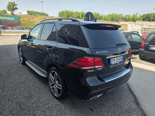 Mercedes-benz GLE 250 premium strafulll pedane pelle - Foto 4