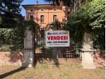 Elegante Villa Liberty nel cuore di Bagnolo San Vito