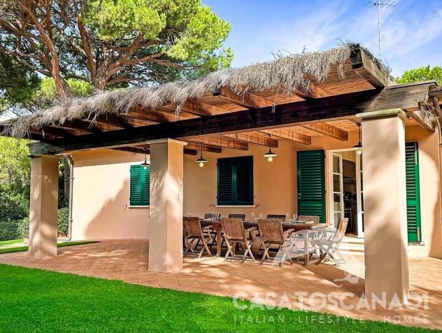Villa in Vendita in zona ROCCAMARE con giardino - Foto 17