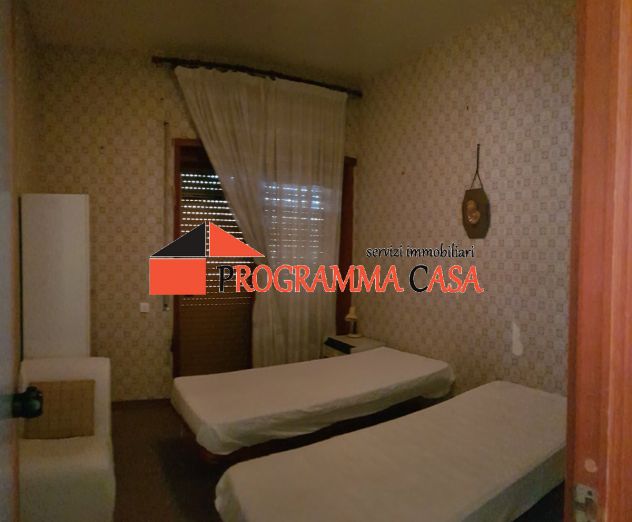TORVAJANICA VIA SVEZiA 120 MQ. 9 LOCALI 2 LIVELLI 165000 € - Foto 5