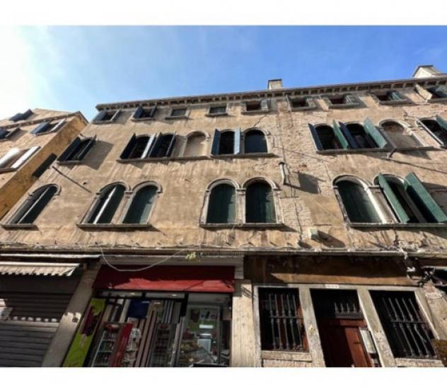 Immobile in asta di 174 m² in vendita a Venezia
