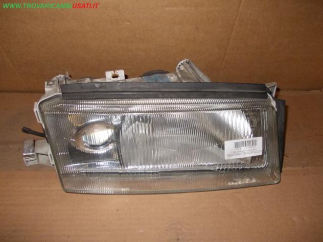 PROIETTORE D. SKODA OCTAVIA (1U)  Parti elettriche  Fanaleria  Proiettori  Proiettore ant. SKODA - OCTAVIA - 01-09-2000 - 01-10-2004