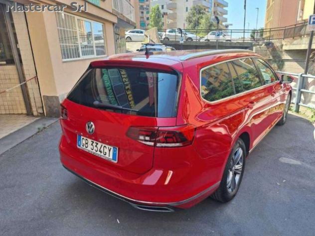 VOLKSWAGEN Passat Variant Passat VIII Variant 2.0 tdi Executive 150cv dsg - rif. 24038920 - Foto 5