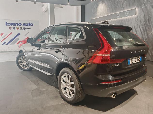 Volvo XC60 B4 automatico Momentum - Foto 4