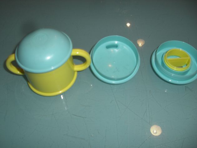 Tazzina baby in plastica con accessori. Zollner/Orrom. Mai usata. - Foto 2