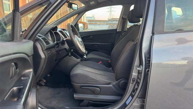 KIA VENGA 1.4 B 90 CV- 2011 - Foto 10