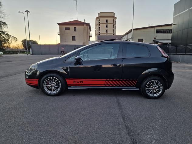 Fiat Punto 1.3 MJT II 75 CV 3 porte Pop - Foto 5