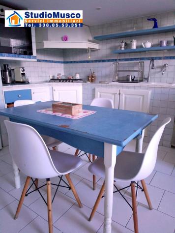 StudioMusco vende a Capri, su via Marina Grande, appartamento su due livelli. - Foto 10