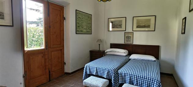 Villa d'epoca con ampi spazi esterni - Foto 13