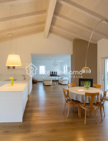 VIVI L'ECCELLENZA: VILLA ESCLUSIVA CON PISCINA - Foto 8