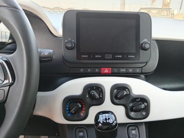 FIAT Panda 1.0 FireFly 70cv S&S Hybrid Pandina Cross - Foto 8