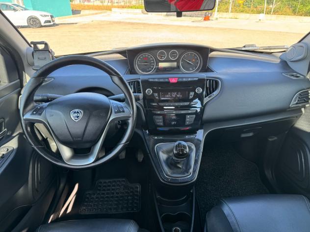 Lancia Ypsilon 0.9 TwinAir 85 CV 5 porte S&S Platinum - Foto 10