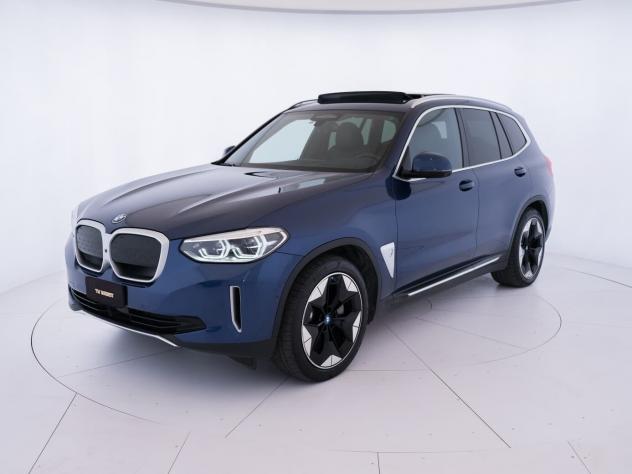 BMW IX3 Impressive - IVA ESPOSTA