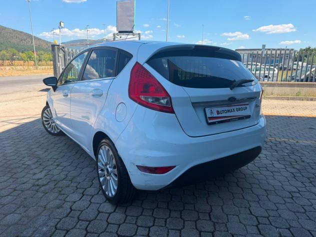Ford Fiesta 1.2 82 CV 5 porte Titanium - Foto 3