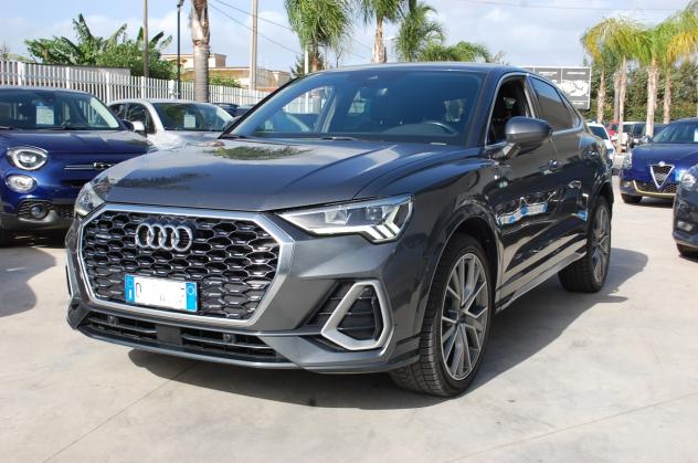 Audi Q3 Sportback 40 2.0 Tdi S line Quattro 190CV S-Tronic - Foto 3