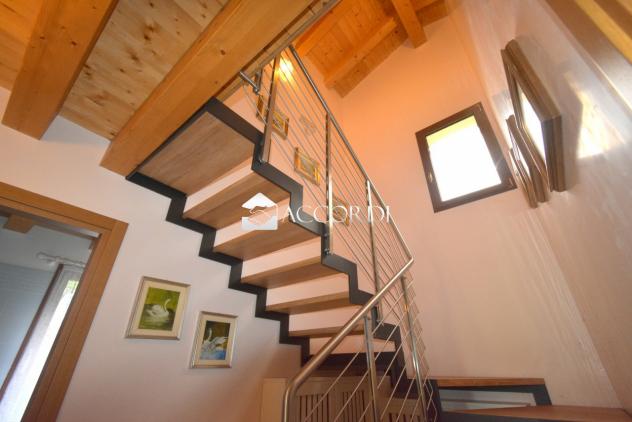 CASA INDIPENDENTE di 9 vani e di 300 mq (SAN PIETRO DI FELETTO) rif. GA12 - Foto 7