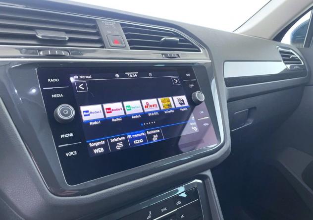 Volkswagen Tiguan Tiguan 2.0 TDI 150 CV SCR DSG 4MOTION Life - Foto 9