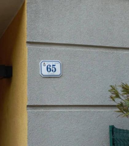 Immobile in asta di 66 m², box auto in vendita a Arese - Foto 2