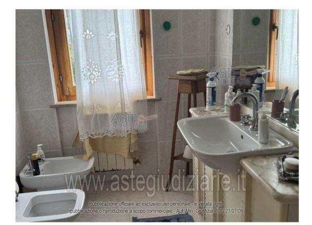 IMMOBILI-IMMOBILE RESIDENZIALE-Viale XXIV Maggio, 99, 60044 Fabriano AN, Italia - Foto 6