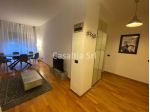 Trilocale arredato con terrazza e balcone in Via Savona