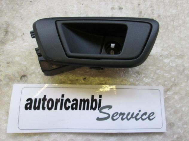 1579325 MANIGLIA INTERNA PORTA POSTERIORE SINISTRA FORD FIESTA 1.4 G 71KW 5M 5P (2010) RICAMBIO USATO