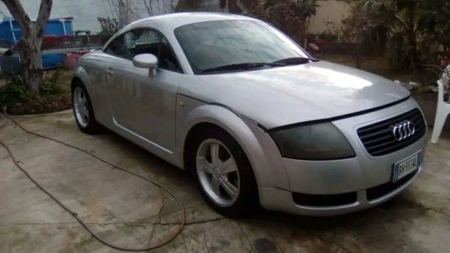 Audi tt 1800( ricambi usati)