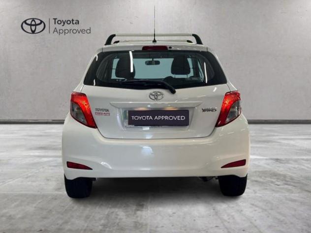 TOYOTA Yaris 1.0 5 porte Van rif. 23799841 - Foto 4