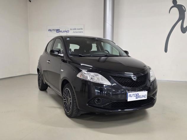 Lancia Ypsilon 1.2 69cv GPL Ecochic Gold - Foto 3