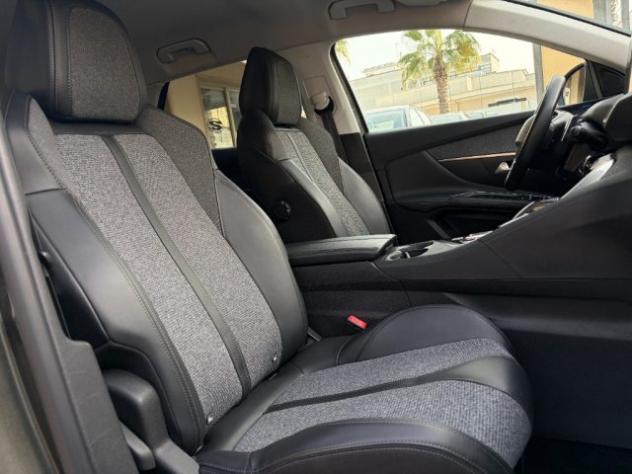 PEUGEOT 3008 BlueHDi 130 EAT8 Allure rif. 24001876 - Foto 9