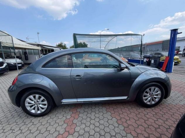 VOLKSWAGEN Maggiolino Maggiolino 1.6 tdi Design 105cv rif. 23982071 - Foto 4
