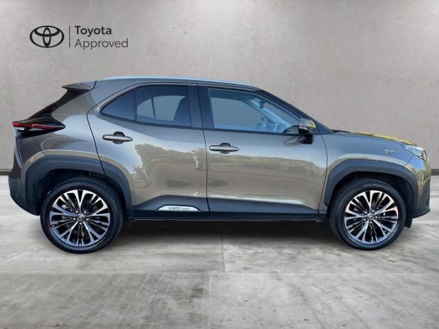 Toyota Yaris Cross 1.5H (116 CV) E-CVT Lounge AWD-i - Foto 3