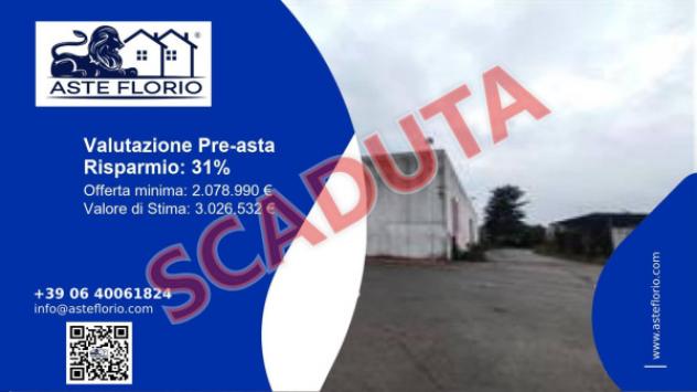 Immobile in asta di 17 m² con più di 5 locali in vendita a Giussano