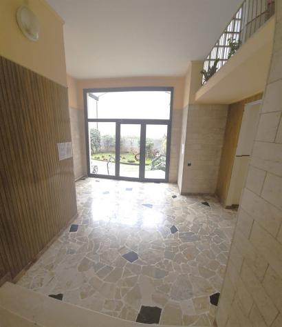 Appartamento ristrutturato a nuovo con terrazzo, garage e cantina!!! - Foto 18