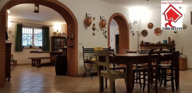 VILLA DI CIRCA 600MQ OLTRE A 3500 MQ DI PARCO - Foto 7