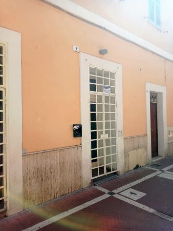 Negozio di mq. 18 centralissimo a Terni - Foto 7