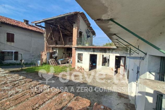 Rustico / Casale di 250 m² con 4 locali in vendita a Verrua Savoia - Foto 2