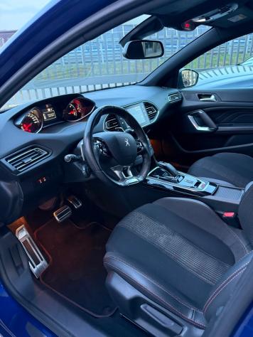 Peugeot 308 BlueHDi 130 S&S SW GT Line - Foto 8