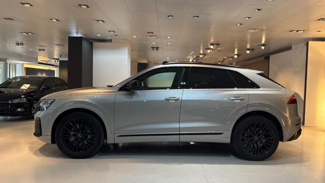Audi Q8 TDI 286 CV quattro tiptronic S line - 2024 - Foto 8