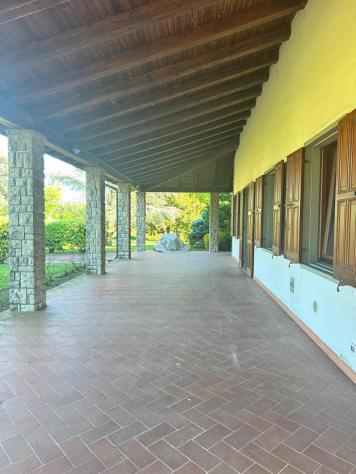 Villa singola di mq. 500 com parco privato di mq. 5.000 - Foto 9