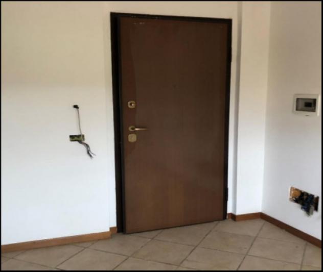 Immobile in asta di 57 m² con più di 5 locali e box auto doppio in vendita a Terni - Foto 7