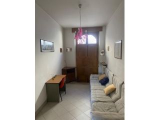 CAMERE SINGOLE E POSTI LETTO DA 300 euro