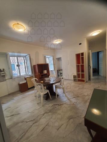 APPARTAMENTO di 3 vani e di 70 mq (MESSINA) rif. 2ls18277