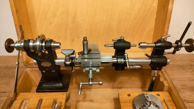 Tornio da orologiaio 8mm, dotazione completa di fabbrica - Foto 3
