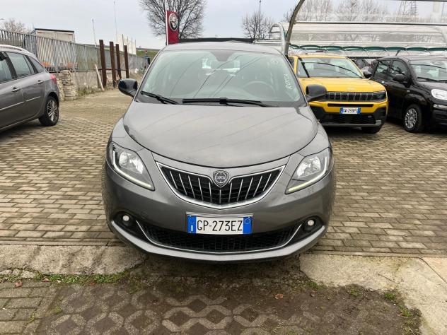 Lancia Ypsilon Ypsilon 1.0 FireFly 5 porte S&S Hybrid Gold - Foto 2