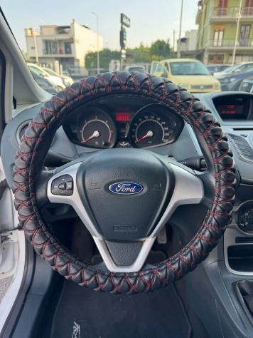 Ford Fiesta Fiesta 5p 1.6 tdci + 95cv E5 - Foto 7